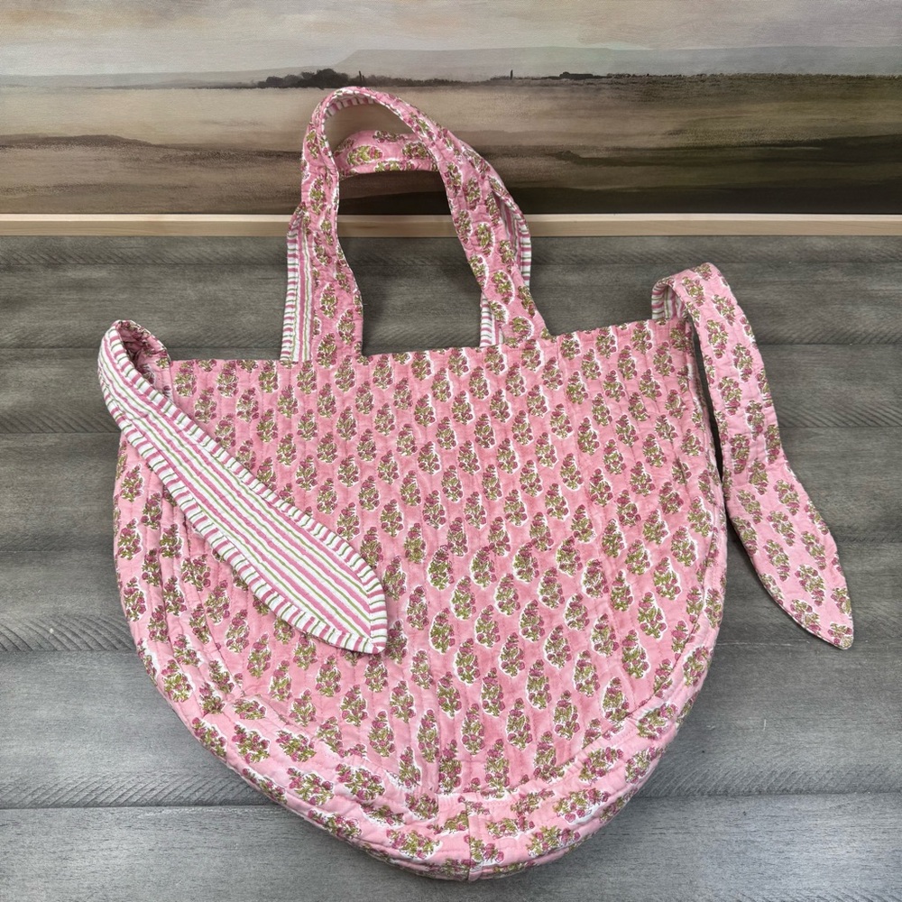 Mark & Graham / Pottery Barn Block Print Quilted Tie Tote Pink Flower NWOT